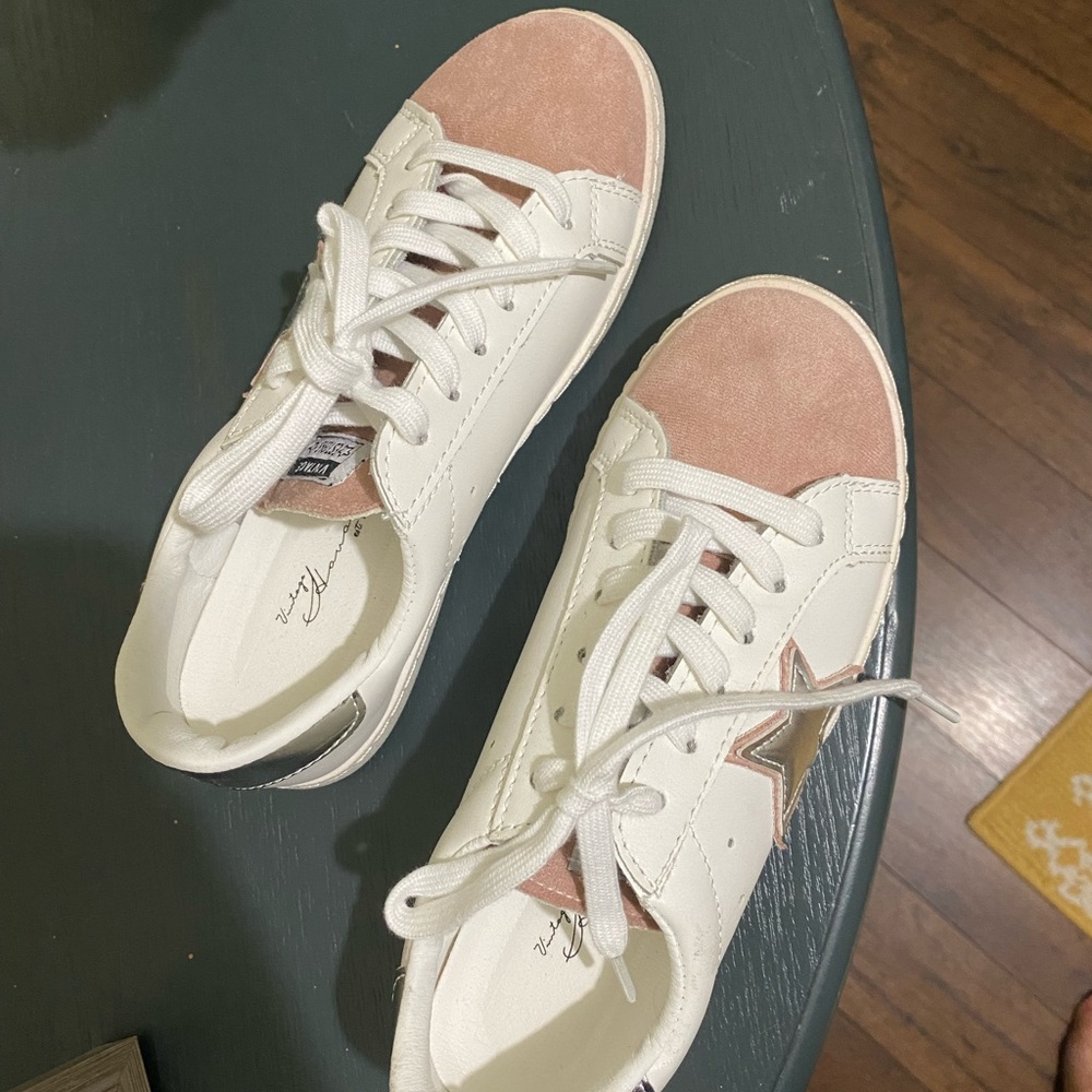 Vintage Havana Sneakers